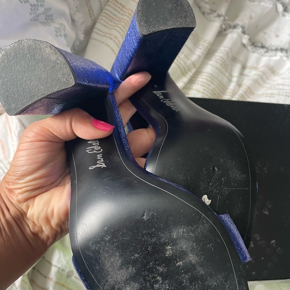 Royal blue crinkle Sam Edelman Yaro heels. Worn once. - Picture 4 of 5